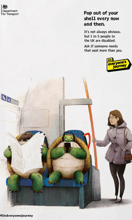 영국 정부의 '모두의 여행' 캠페인 포스터. 'Pop out of your shell every now and then.'이라는 문구와 함께, 버스 좌석에 앉아 신문을 읽거나 휴대폰을 보는 두 마리의 거북이가 그려져 있습니다.